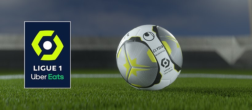 uhlsport Elysia 2022 Fußball auf Wiese